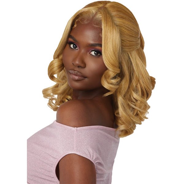 Outre Perfect Hairline Swoop Series Synthetic Lace Frontal Wig - SWOOP6 - EgoWigs.com