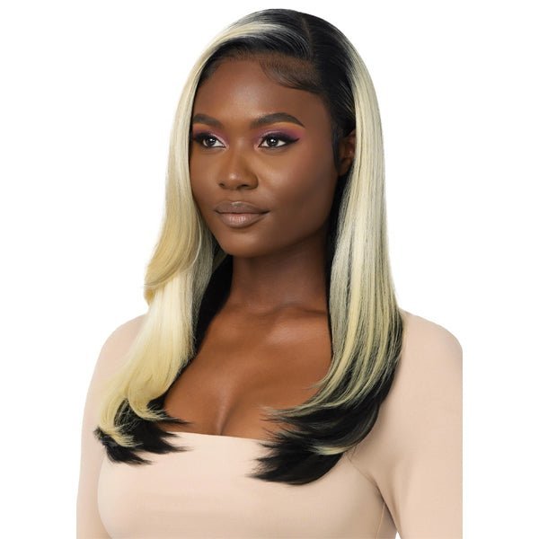 Outre Perfect Hairline Synthetic 13x4 Lace Frontal Wig - KALIYA - EgoWigs.com