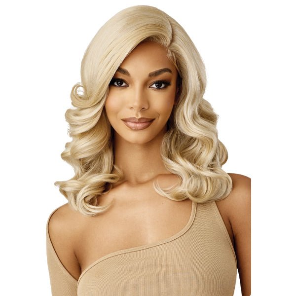 Outre Synthetic Sleeklay Part HD Lace Front Wig - ALUNA - EgoWigs.com